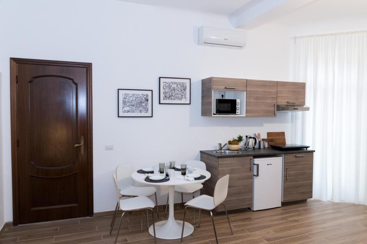 Hemeras Boutique Homes - 4 Design Apartments Near Milan Central Station Exterior photo